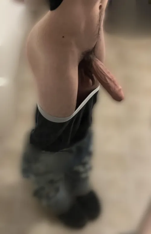 The urge to be held down and fucked 😵‍💫 why is my body FEMININE!!!!