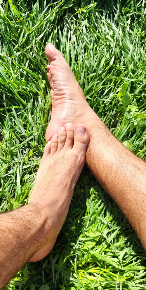 Toes and soles, whatcha think?