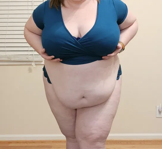 Big, plump and in need of ALL the rubs