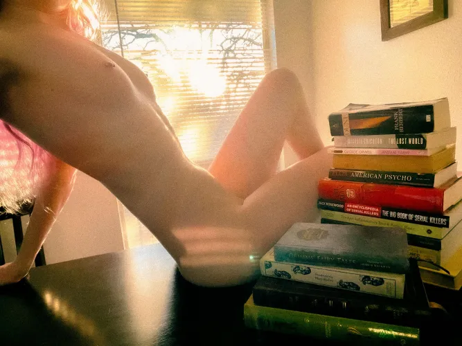 In the 1960s, a man named Angus Barbieri survived for 382 days without any solid food. He lived solely on tea, coffee, water, soda water and vitamins during a stay at Maryfield Hospital in Dundee, during which time his weight plummeted from 214 kg to jus