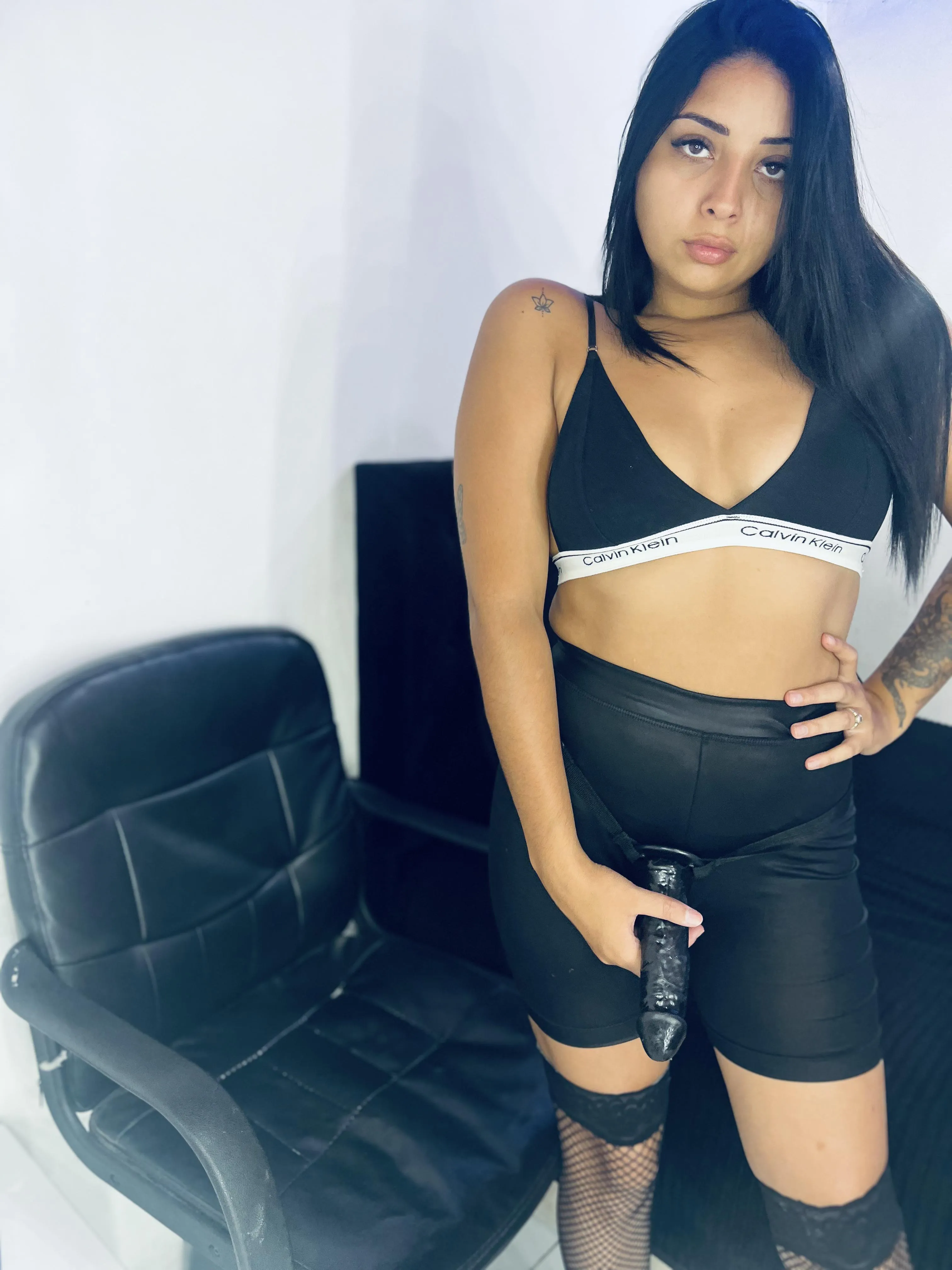 It was a very good experience for him, he felt very pleased and fucked by this goddess.