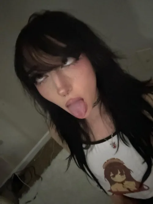 my tongue is your shooting target