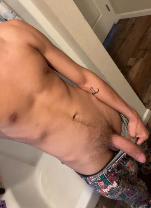 Short Latino but big cock;)