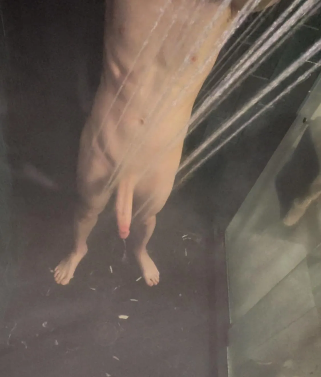 Stick your tongue out for me 👅