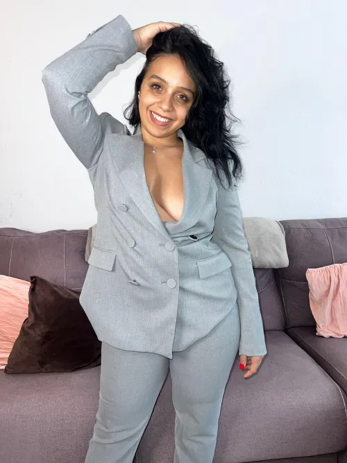 While dinner is cooking, my desires are simmering even hotter. Pure chocolate for the dessert