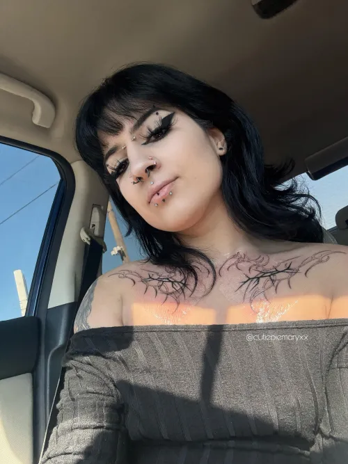 would you cum on my new tattoo?