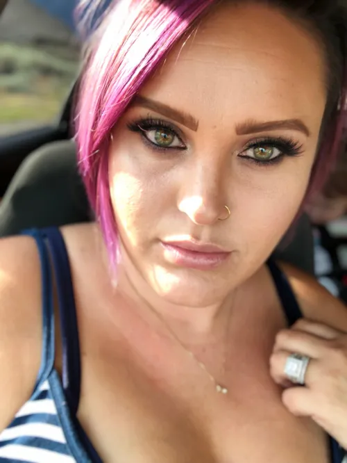 [37F] Happy Wednesday