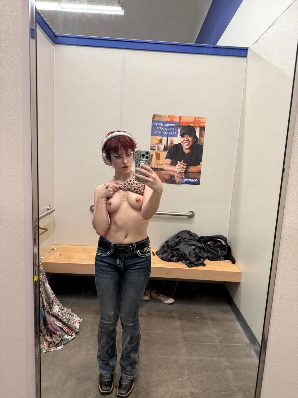 Lose yourself 😘💋 Check comments for FREE OF