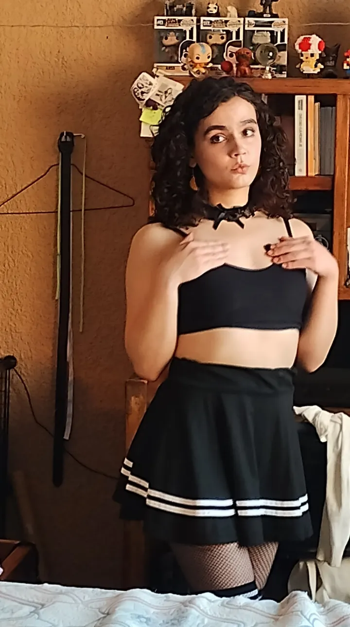 Ojalá te gusten las chicas mentalmente intestables cómo yo 😚