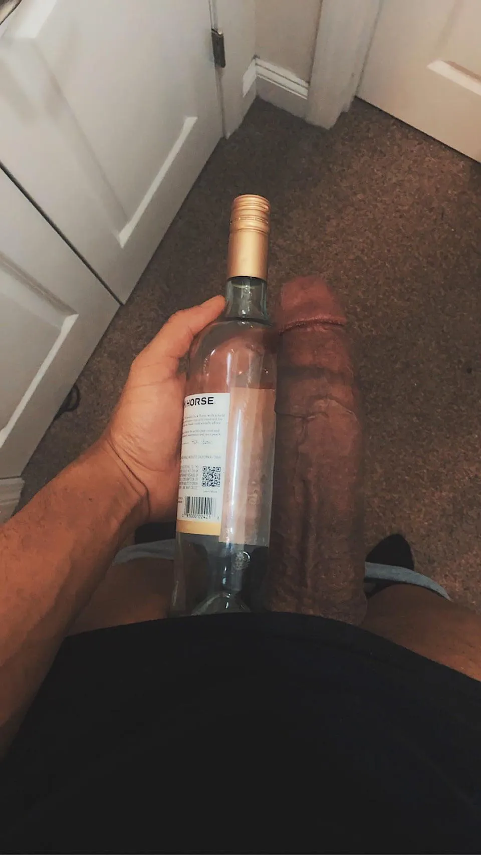 Who wants my giant wine bottle sized dick?