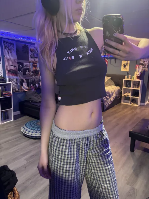 Almost Tank Top Szn (18f)