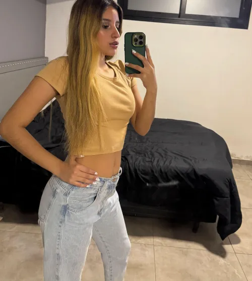 Bedtime makes me think all kinds of naughty thoughts… 😈 OF in comments