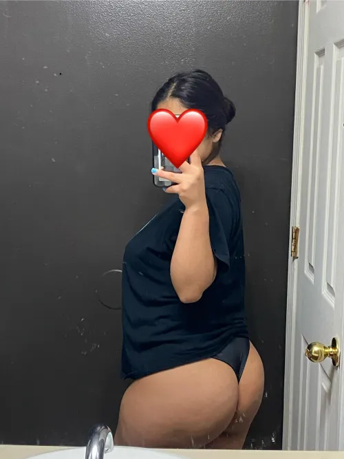 Holii❤️volví chicos perdí mi otra cuenta😔aquí les dejo mis pompis☺️