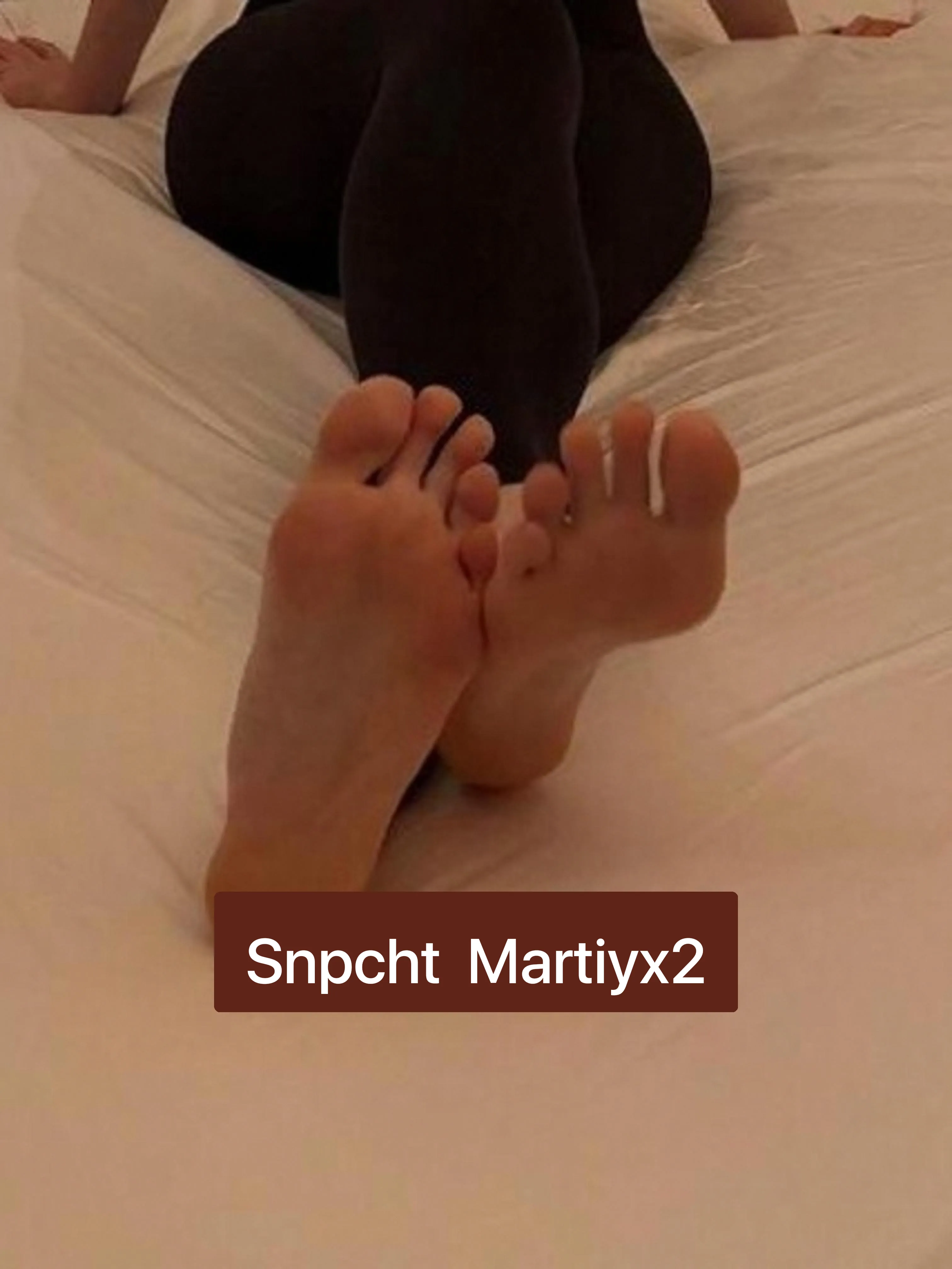 Looking for a good feet worshipper...