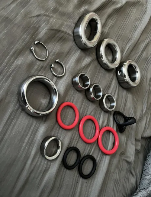 Pretty much most of my collection over past 2 yrs. My 2 lb oval I have on atm (Stretchers and Rings mixed are shown)