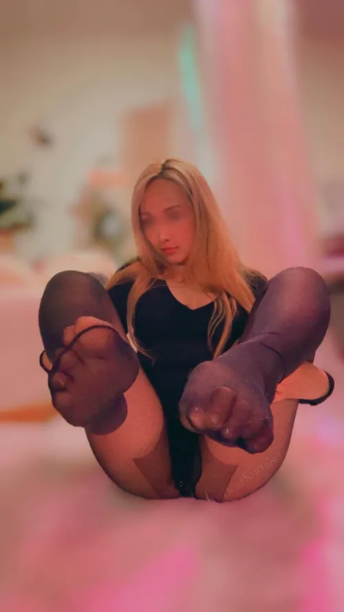 Relapse is inevitable when I look this good in nylons