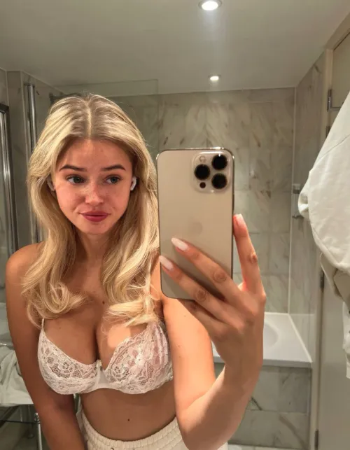 Think we'd be able to hook up until GTA 6 gets launched? Assuming it's gonna take awhile, I'll probably have enough time to make you fall in love with me