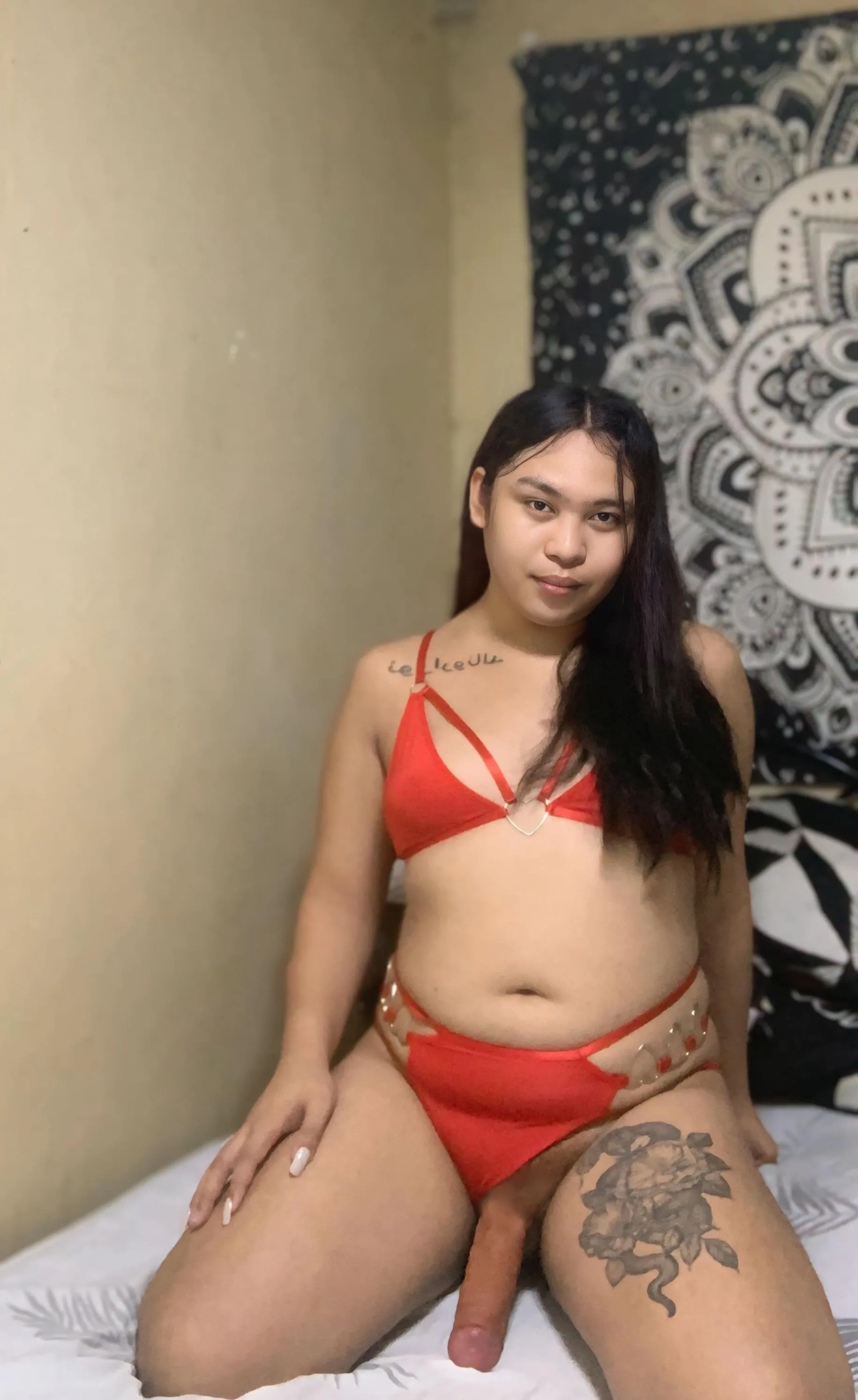 Want my girl dick in your mouth? 😈💦