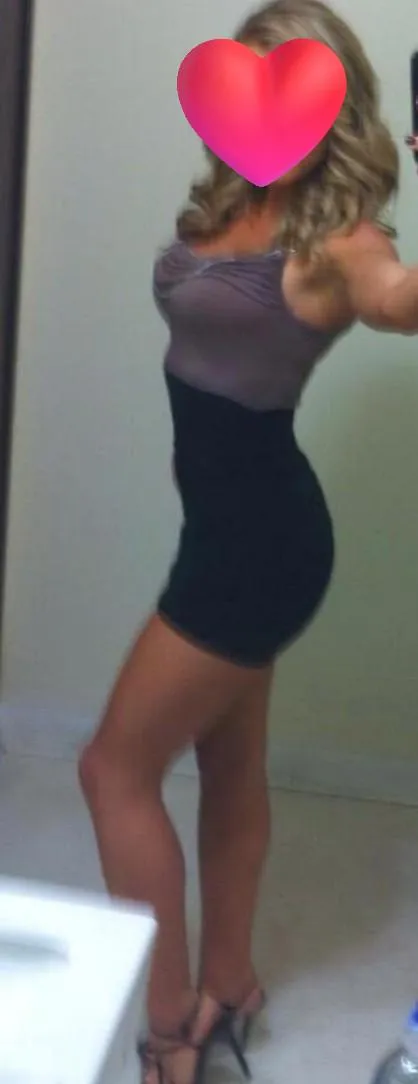 37/37 [MF4MF] Downtown Dallas - Attractive Couple Looking for Attractive In-Shape 18-35 Educated Couple for Saturday Night Drinks