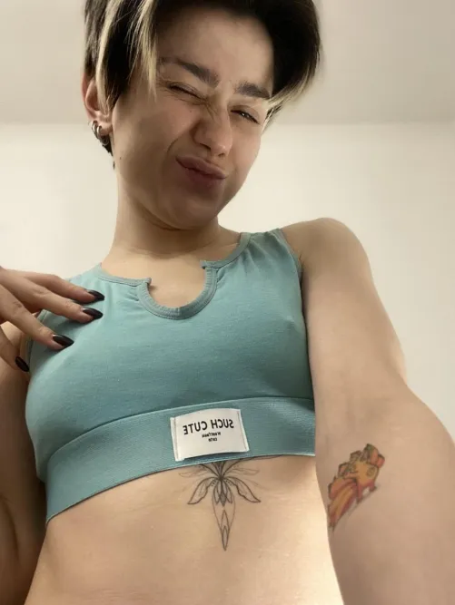 Cum 💦 on my boobs Join my ОF seе COMENTS