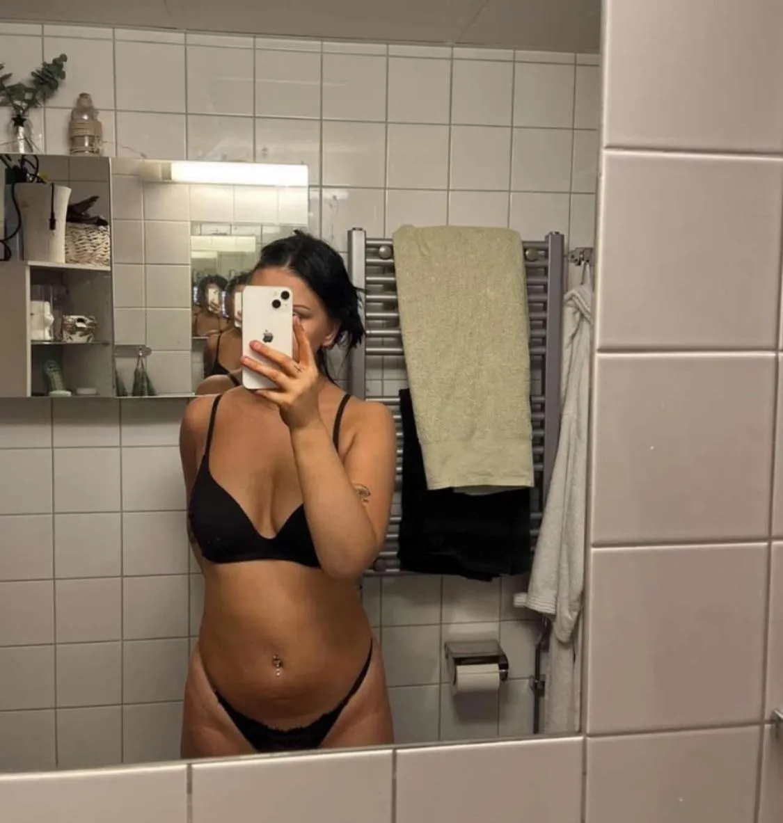 Gillar du o slicka emo brudar? 🖤