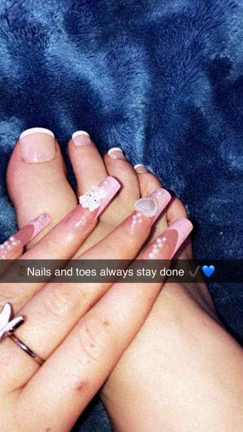 I do kink feet content