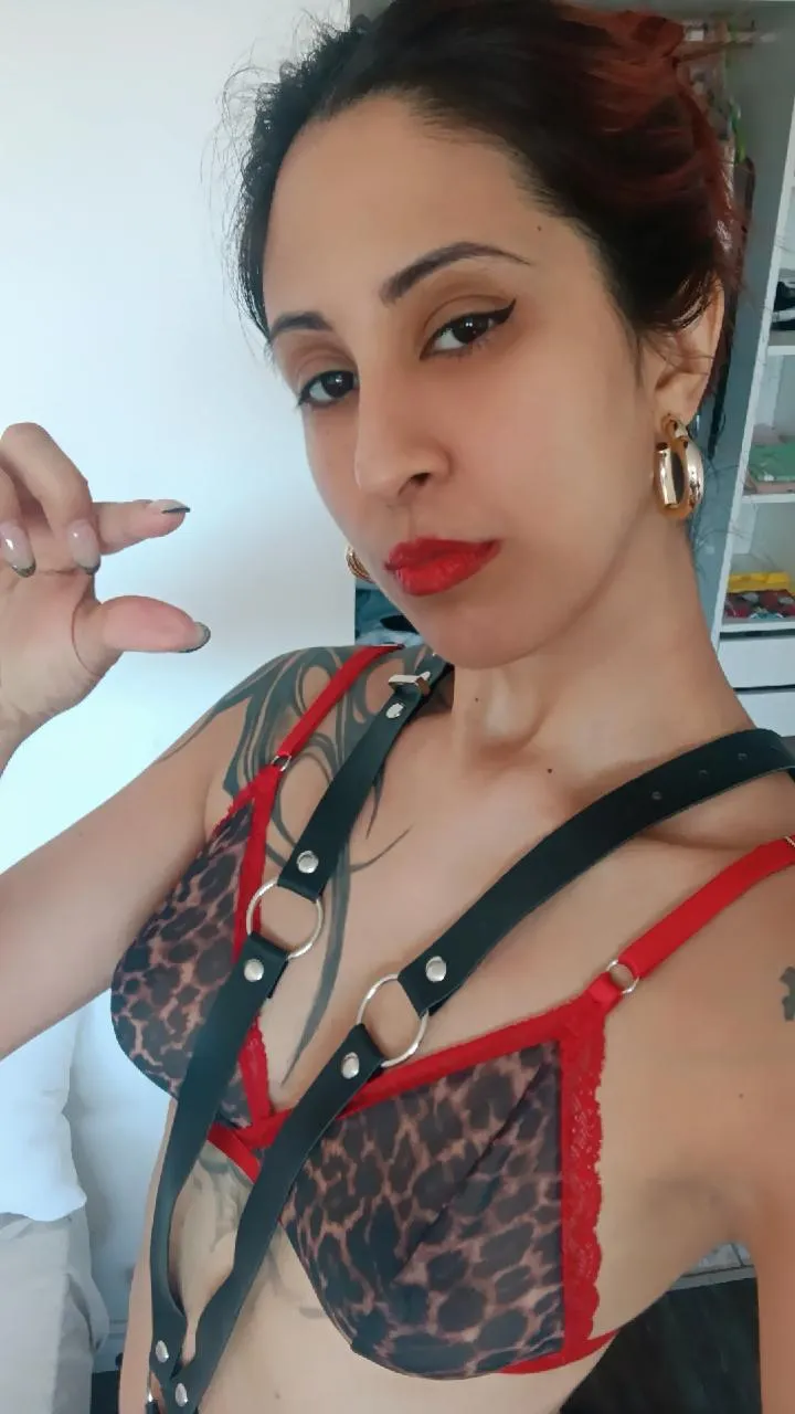 I love making fun of shrimps like the one you have down there