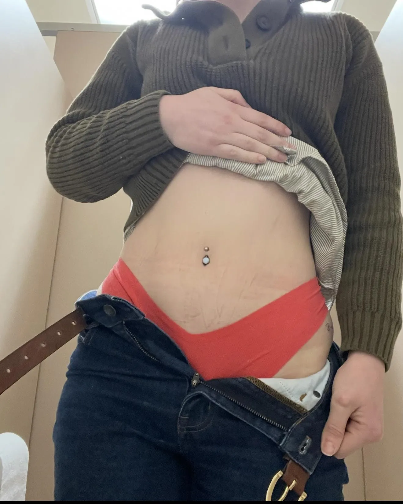 I wish I could wear my pants like this all the time