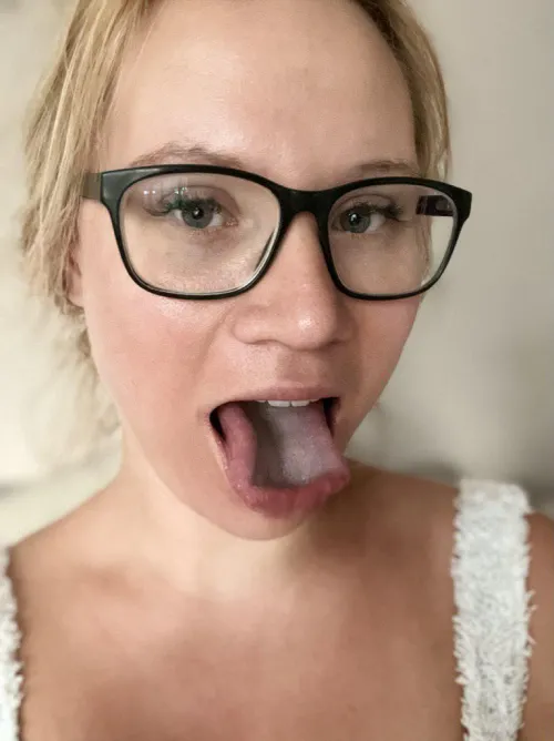 my tongue likes to taste semen