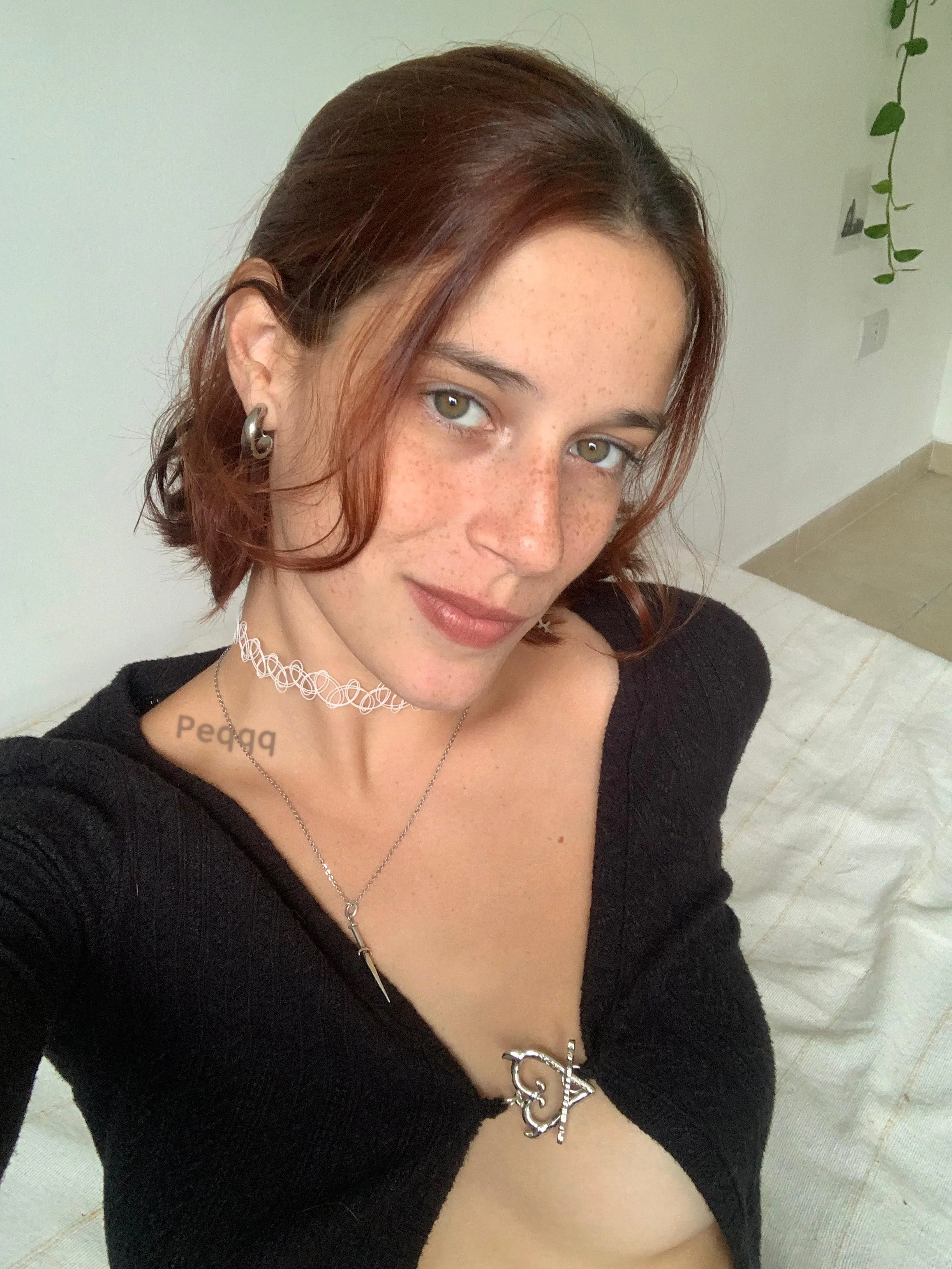 Not just a redhead, but a freckled one too... double the fun 😈 [IRTR]