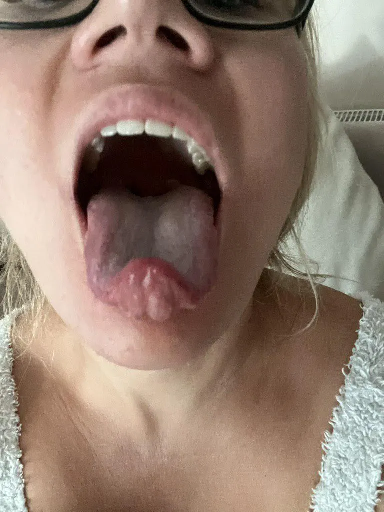 Shoot your load on my tongue