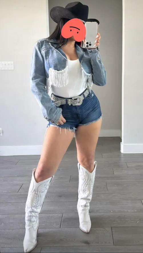 Short shorts thick legs