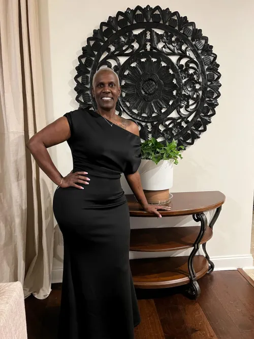 Who knows this undercover hoe