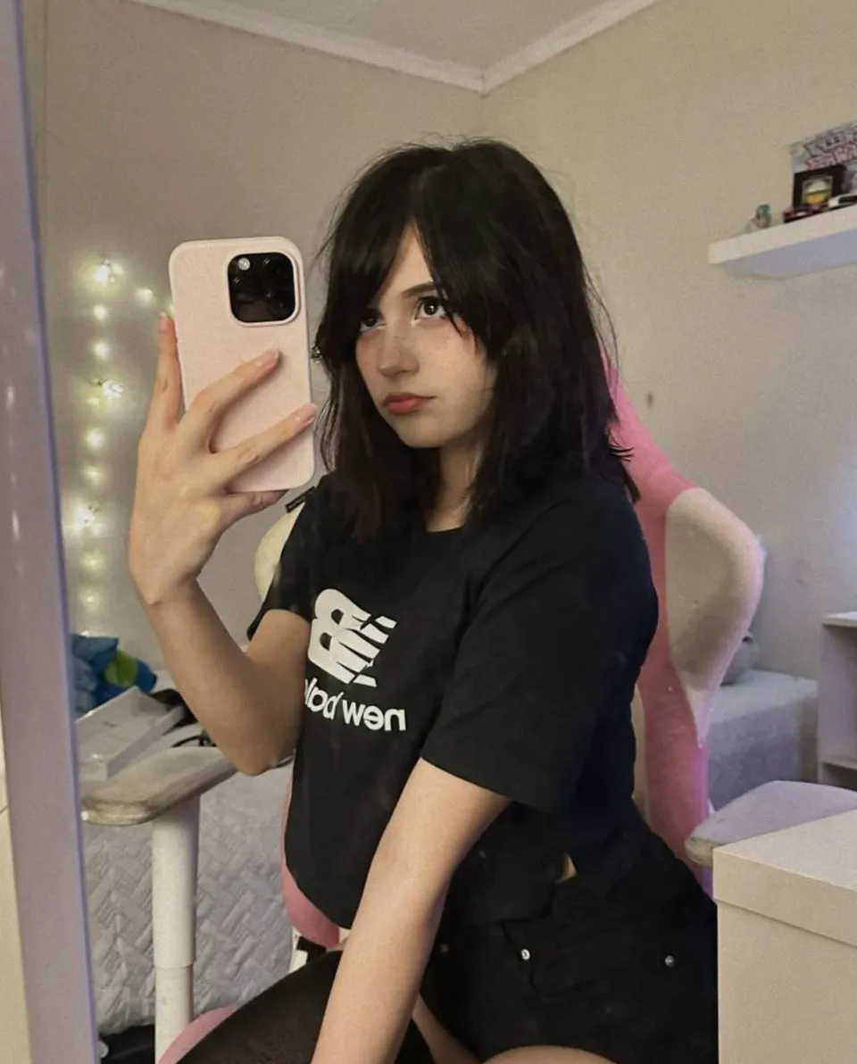 18 and still single, is there something wrong with me?