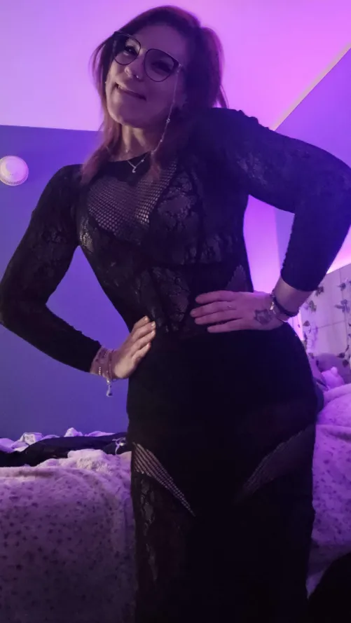 34f wixom looking for fun and skiing practice