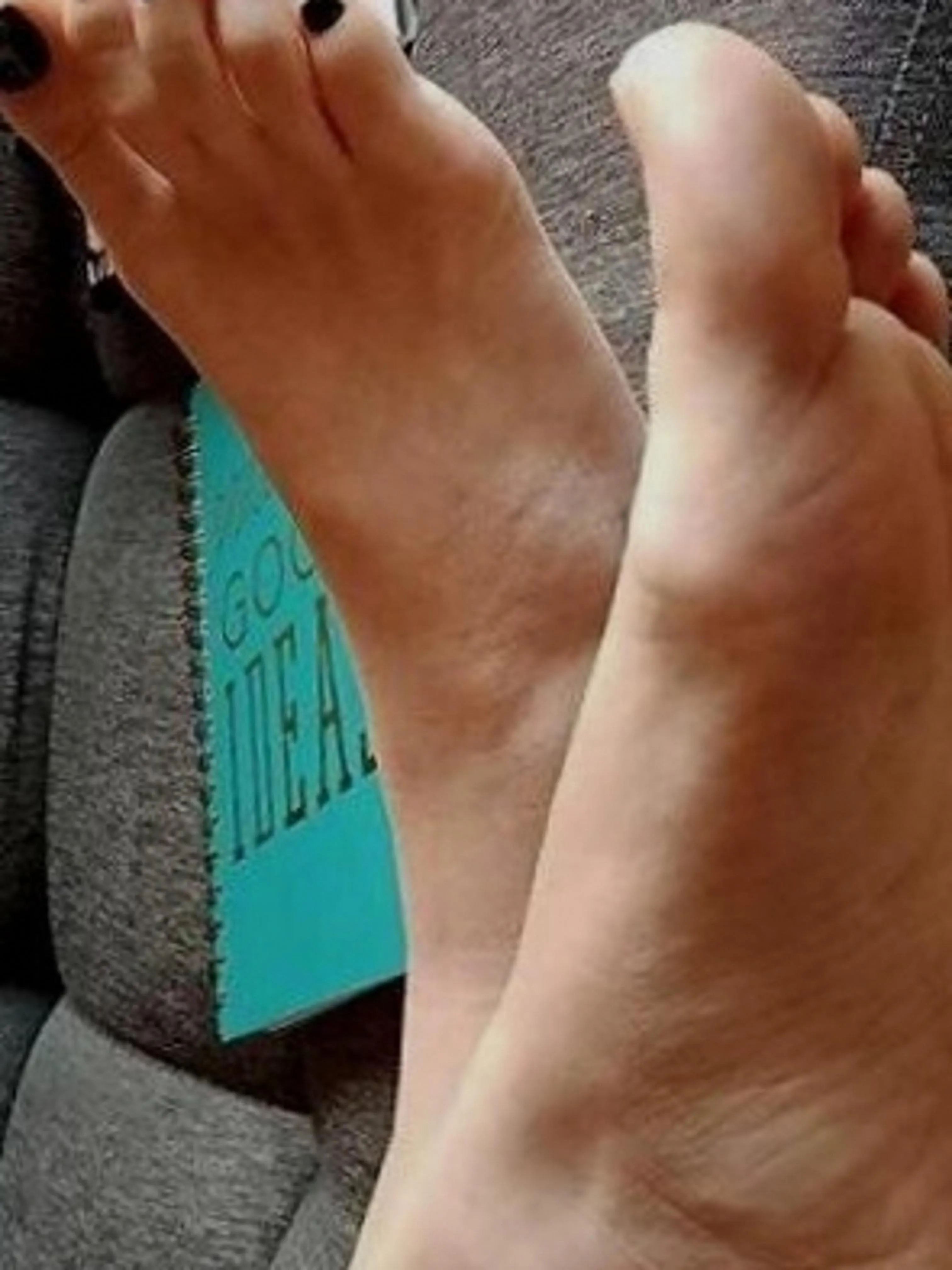 Kneel and lick  Snpcht  hannahpkr