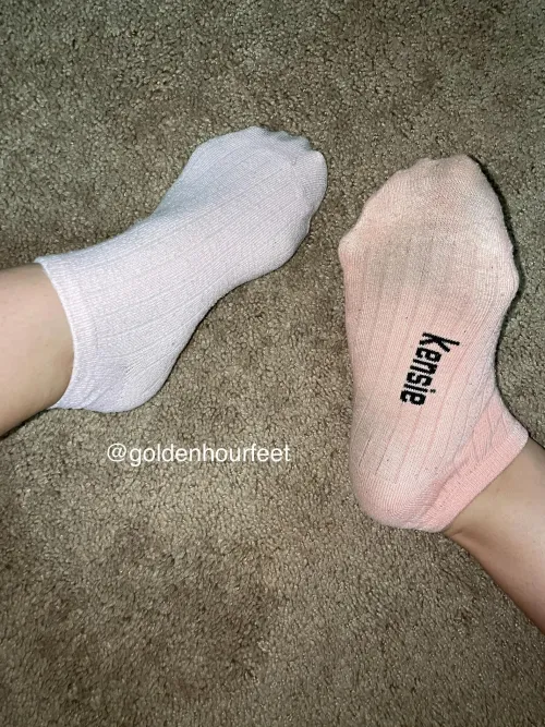 Super smelly socks😈