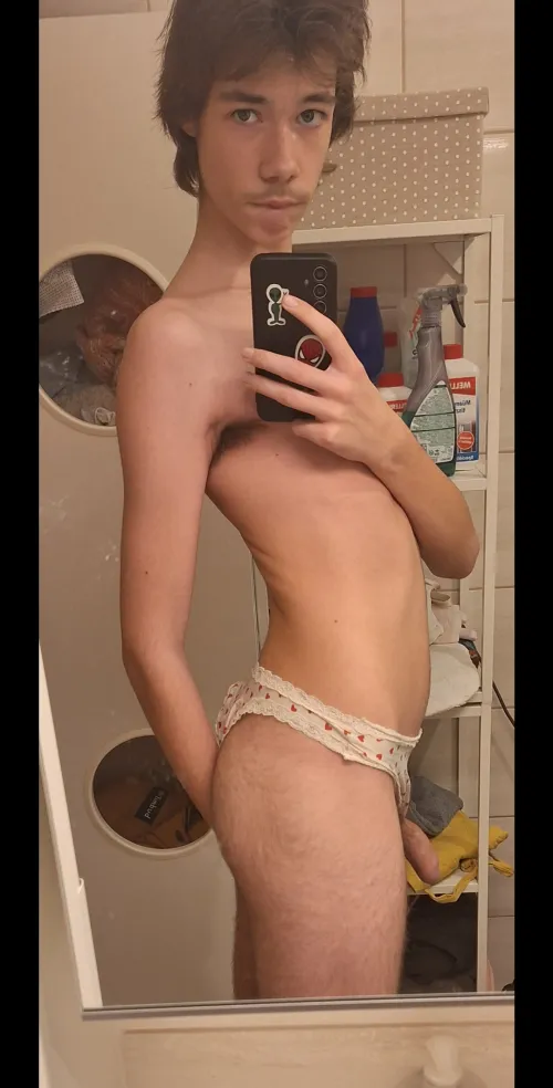 your personal fuckbunny👻💦