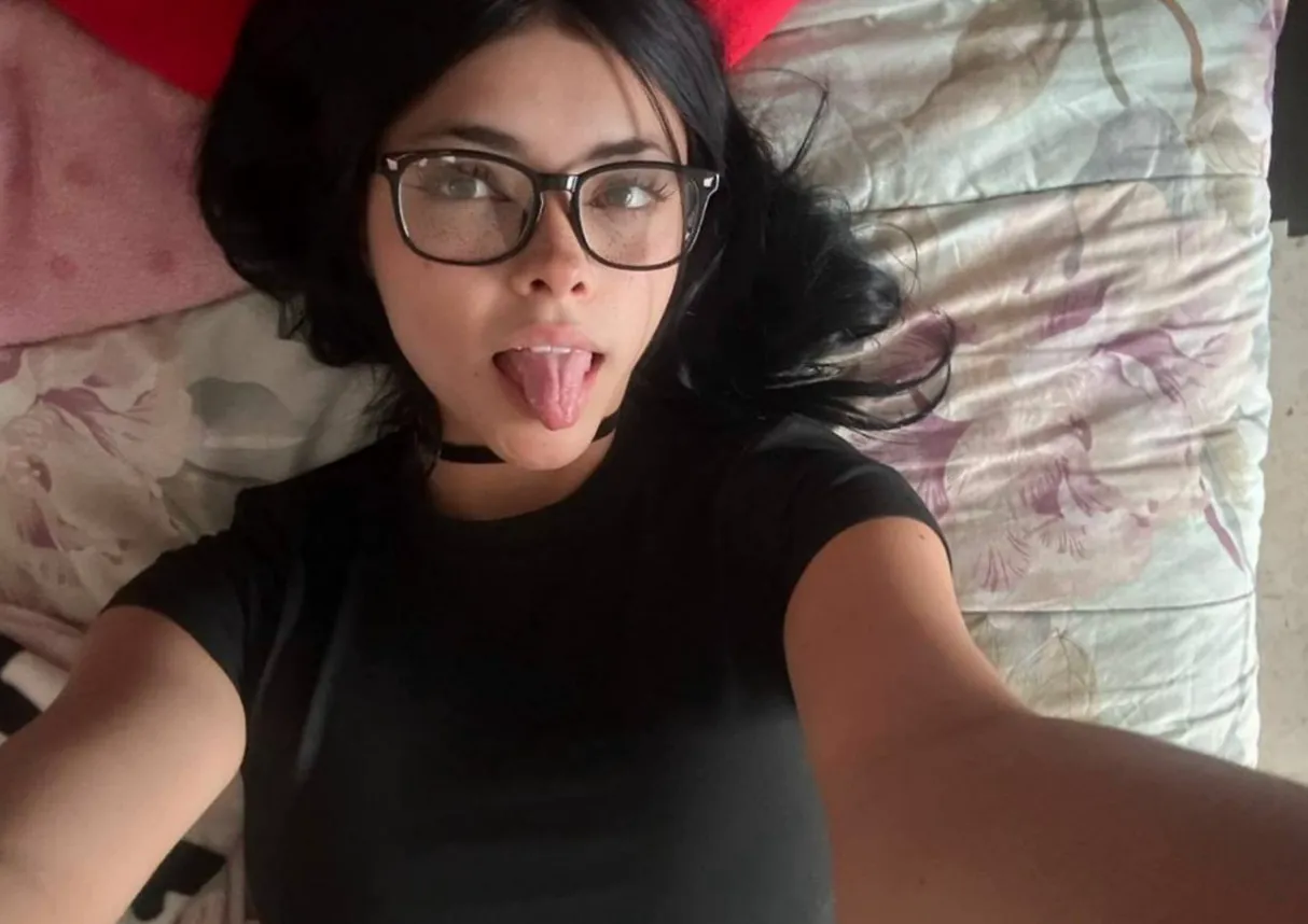 18 now and want to experience an older guy