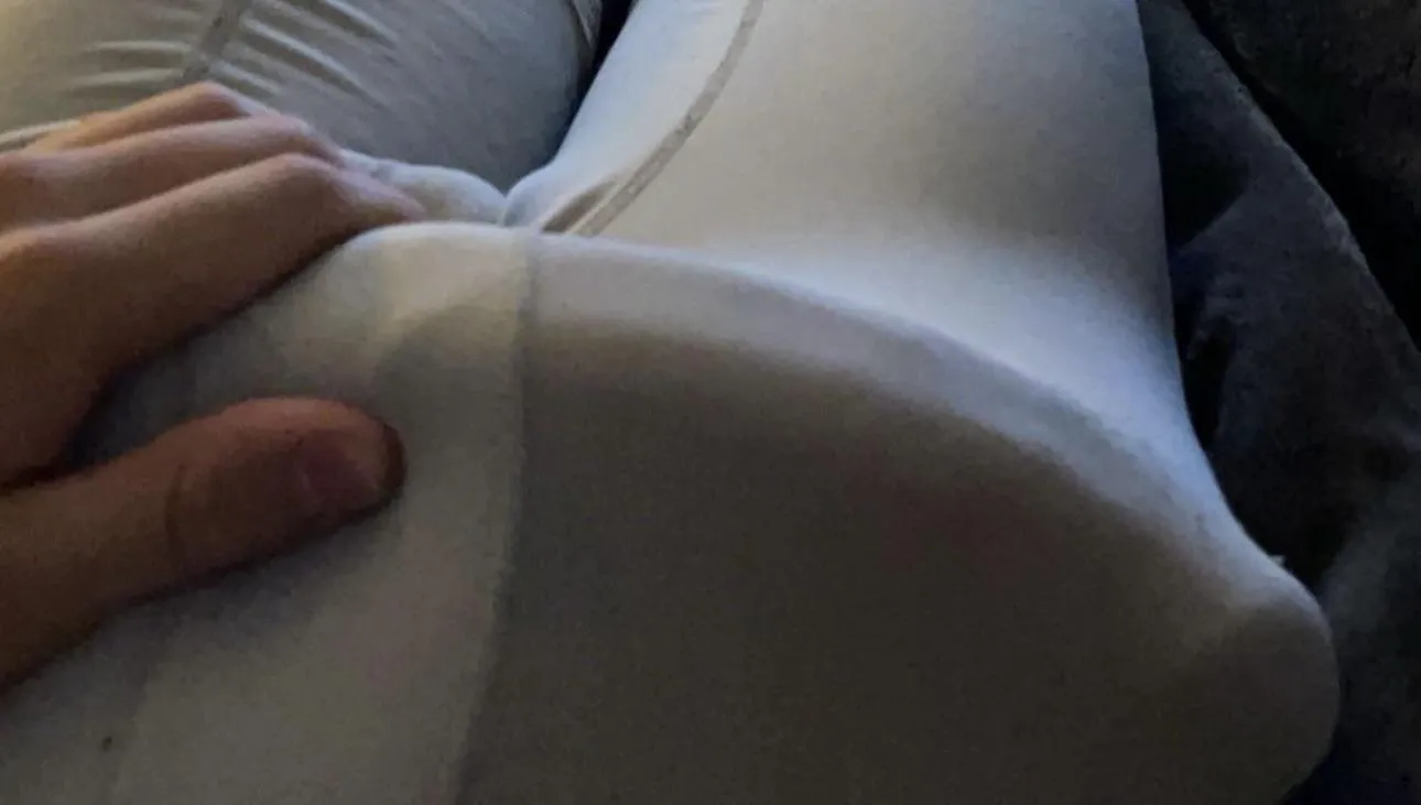 21yo bwc hmu females only