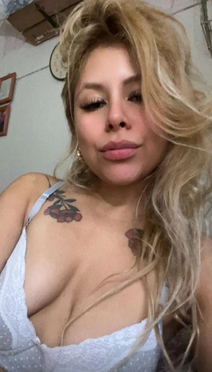 I wanna feel your warm milk on my face