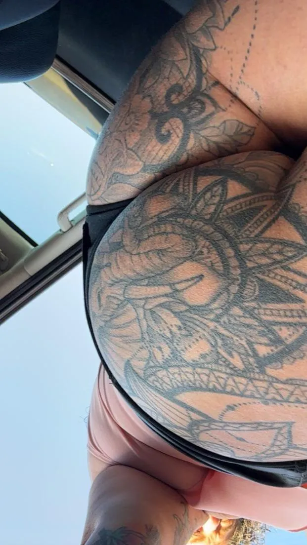 [M51F49] -[Looking for bull] Me and wifey going out for drinks tonight wanna see if we vibe