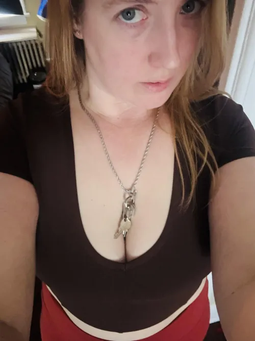 Meeting someone from Tinder while you’re chained up at home.