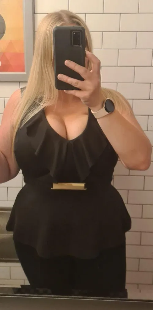 My black shirt really shows off my curves