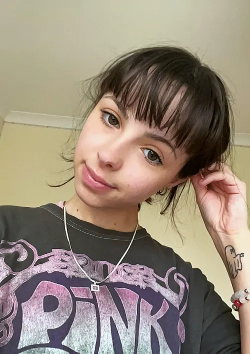 No makeup, just me. Natural vibes and feeling good