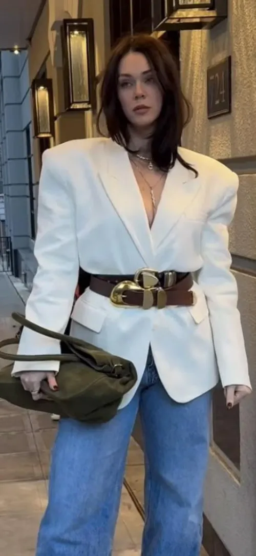 Show me a more elegant woman than her 🔥