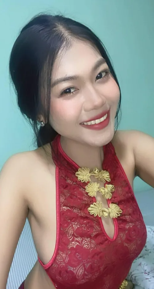 Skipping the bra gives my outfit a cuter edge