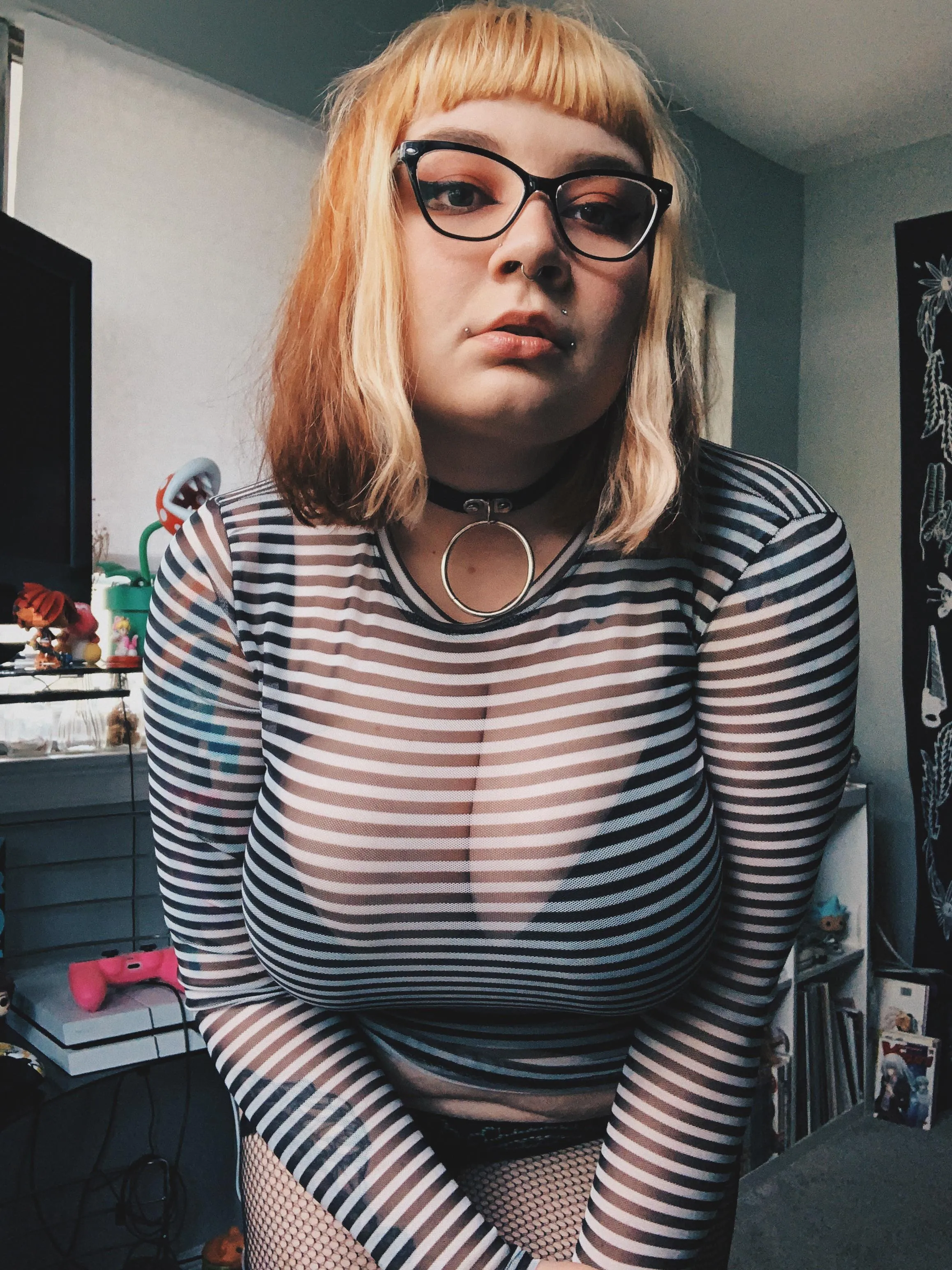 Stripes & big titties are always a vibe