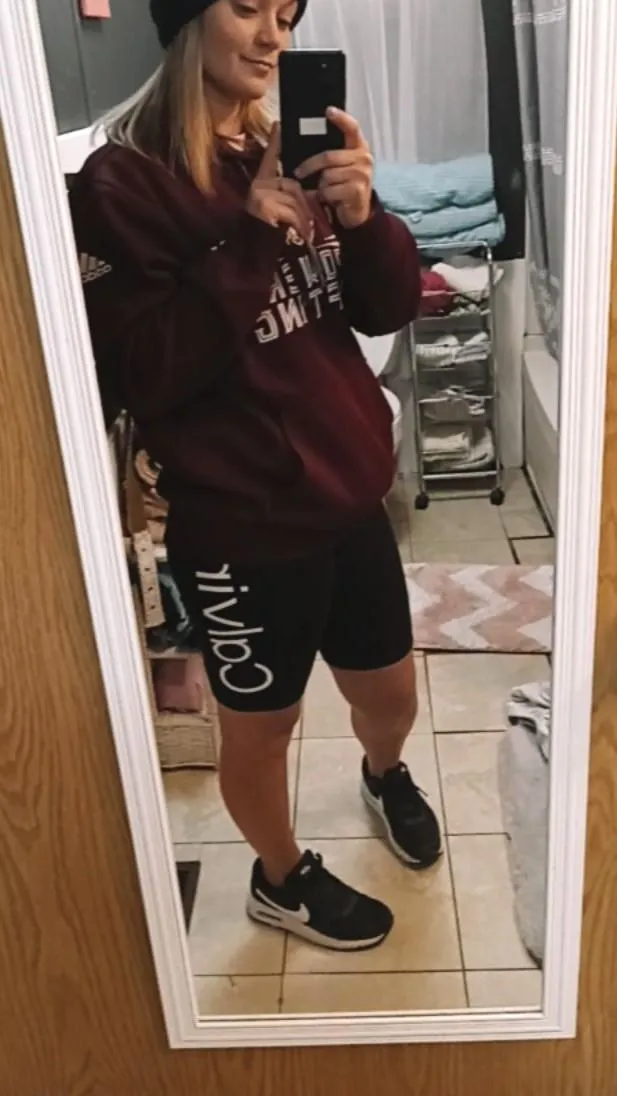 Will I get a dick in return if I DM you nudes?