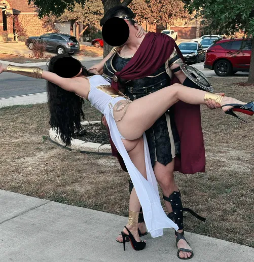 27M28F young, fit couple will be in Austin tomorrow and Saturday. Hit us up if you're down to hang and see how we vibe. No single males!